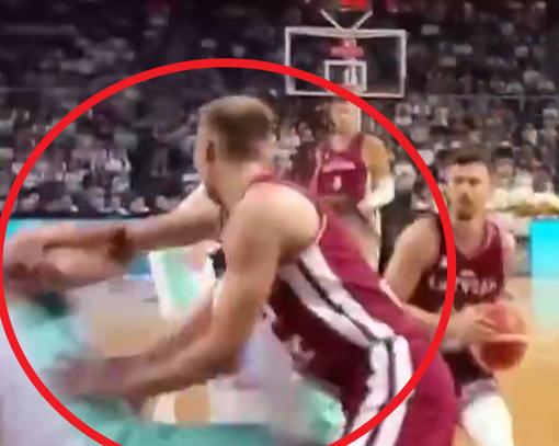 进行了批评 进行了批评