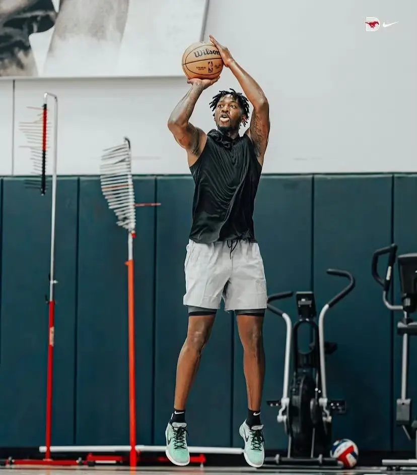 体重, 阵容中的最, 同时他在场