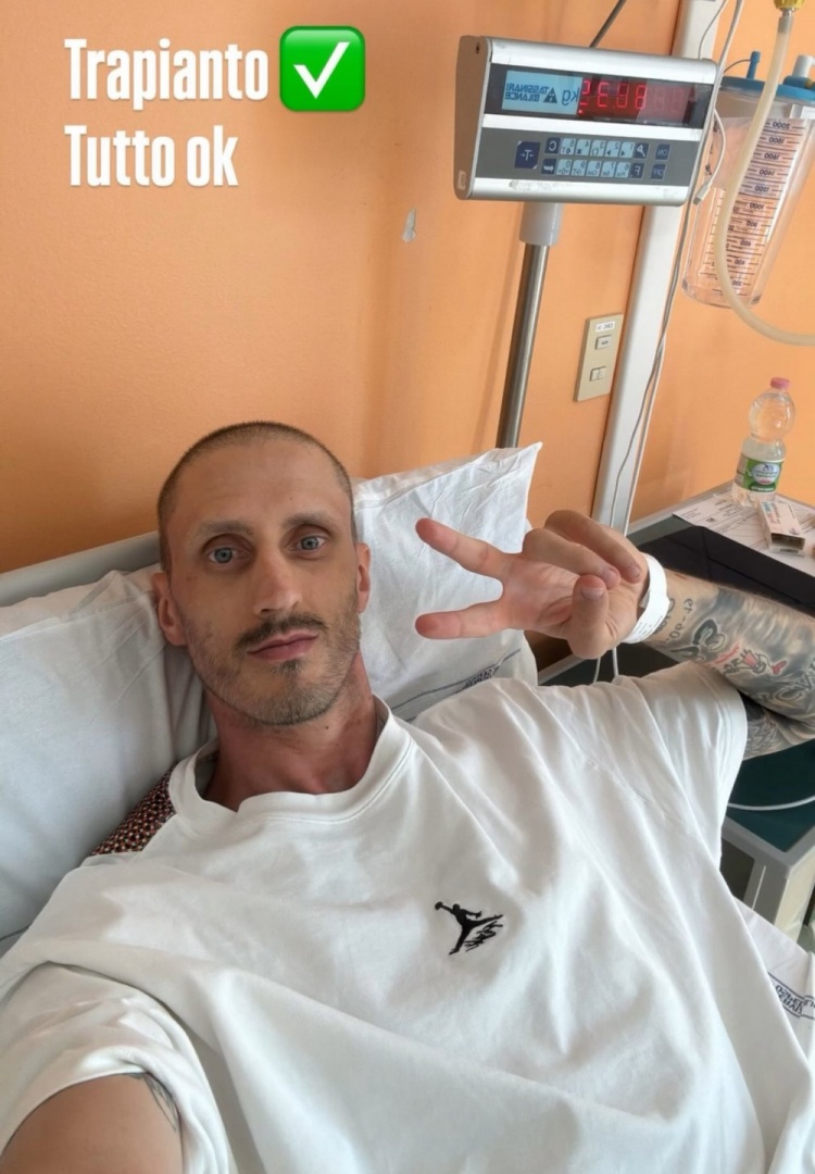 日讯, 年征战赛场, alt